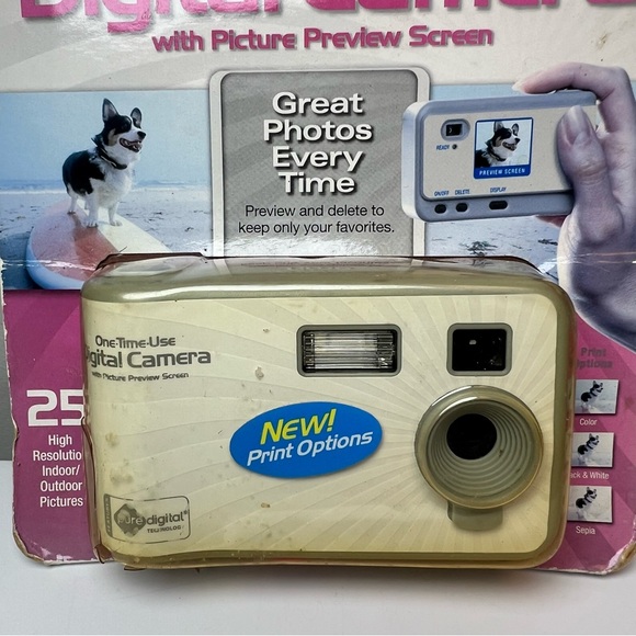 CVS One-Time Use Digital Camera - Picture 3 of 8